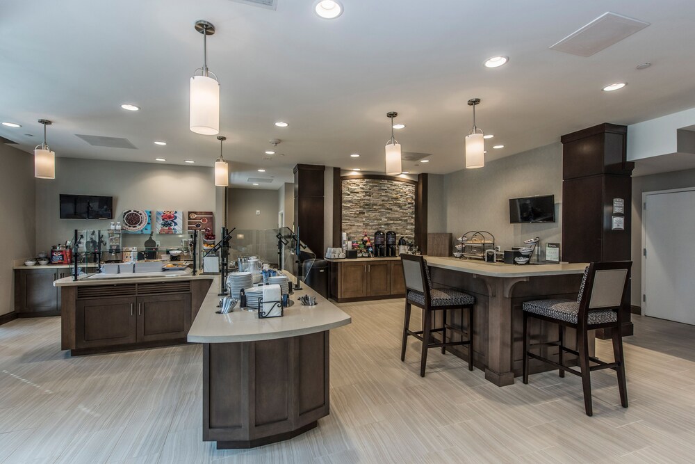 Staybridge Suites Charleston Mount Pleasant by IHG - photo 38
