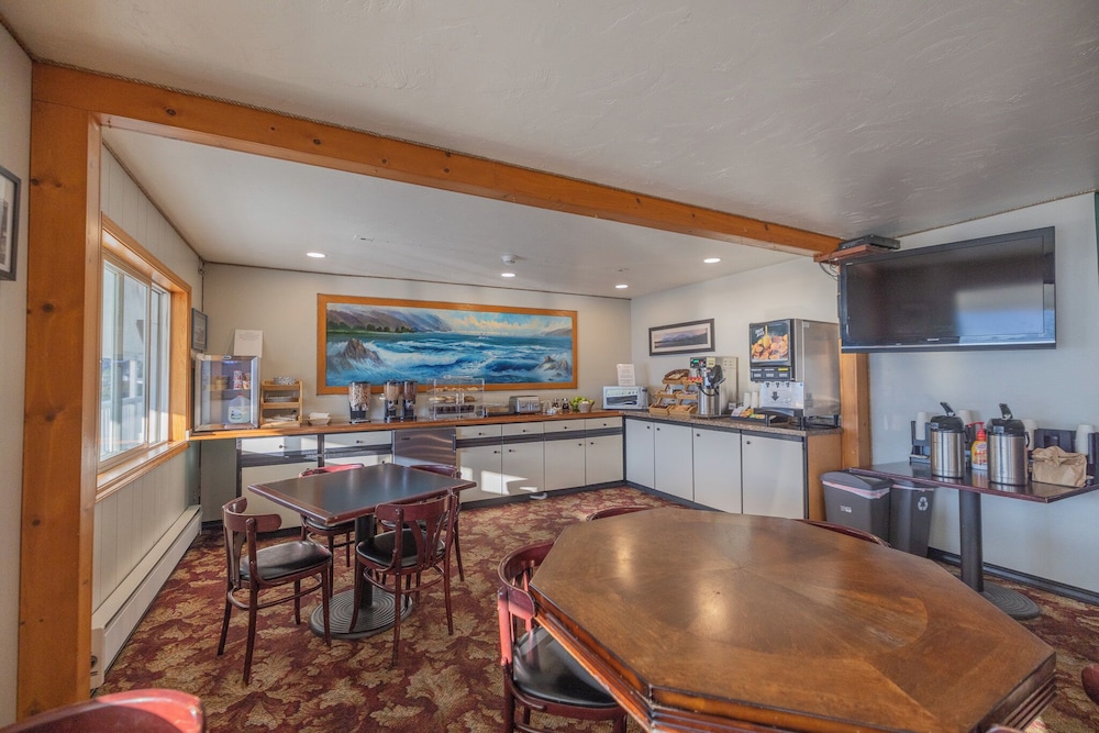 Captain's Choice Motel - photo 34