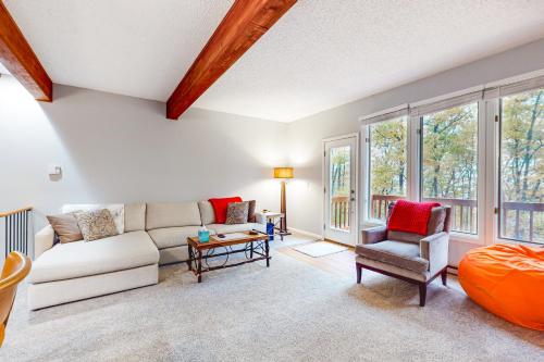 Hibernation Hideaway — Mchenry — photo 5