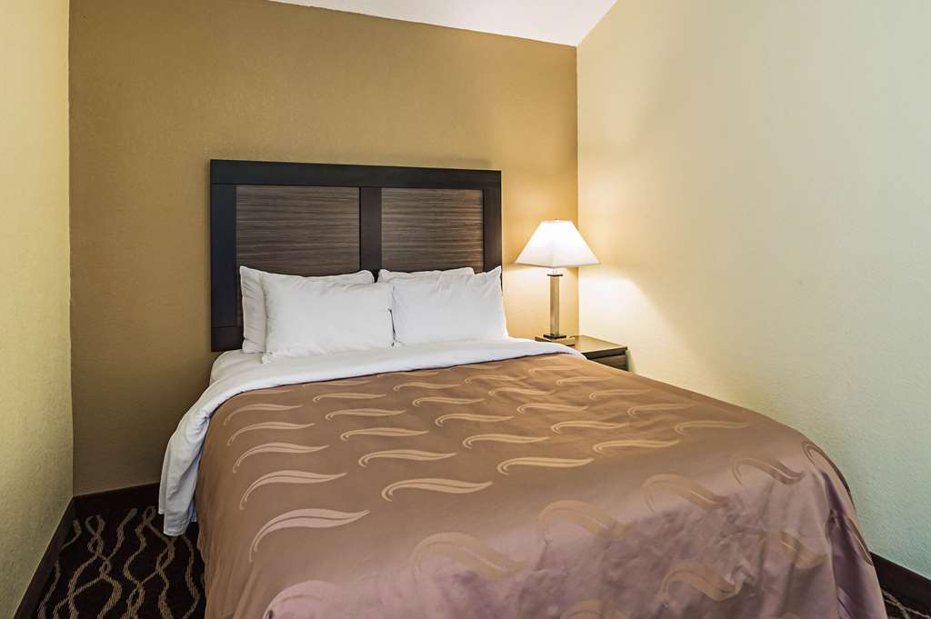 Quality Inn & Suites Frostburg Cumberland - photo 16
