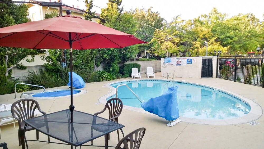 Clarion Inn Silicon Valley - photo 42