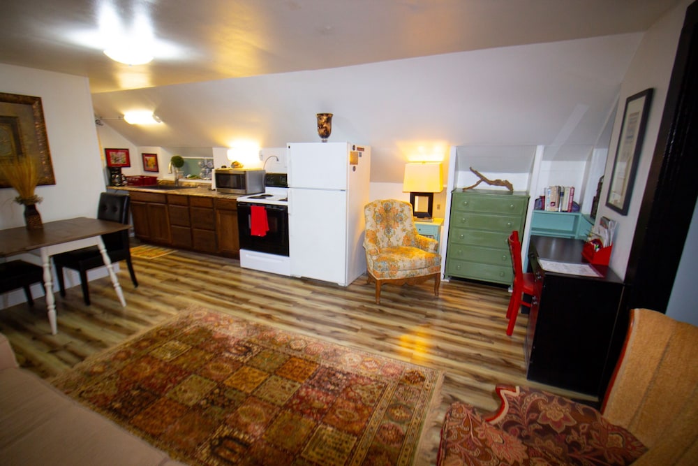 Tazmania Properties - photo 31