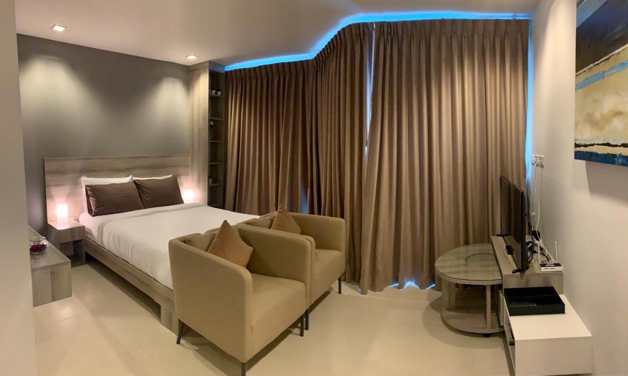 Grandblue Condominium#702 Seaview TopFloor MaePhim Rayong — 4-Star Luxury Hotel in Rayong, Thailand