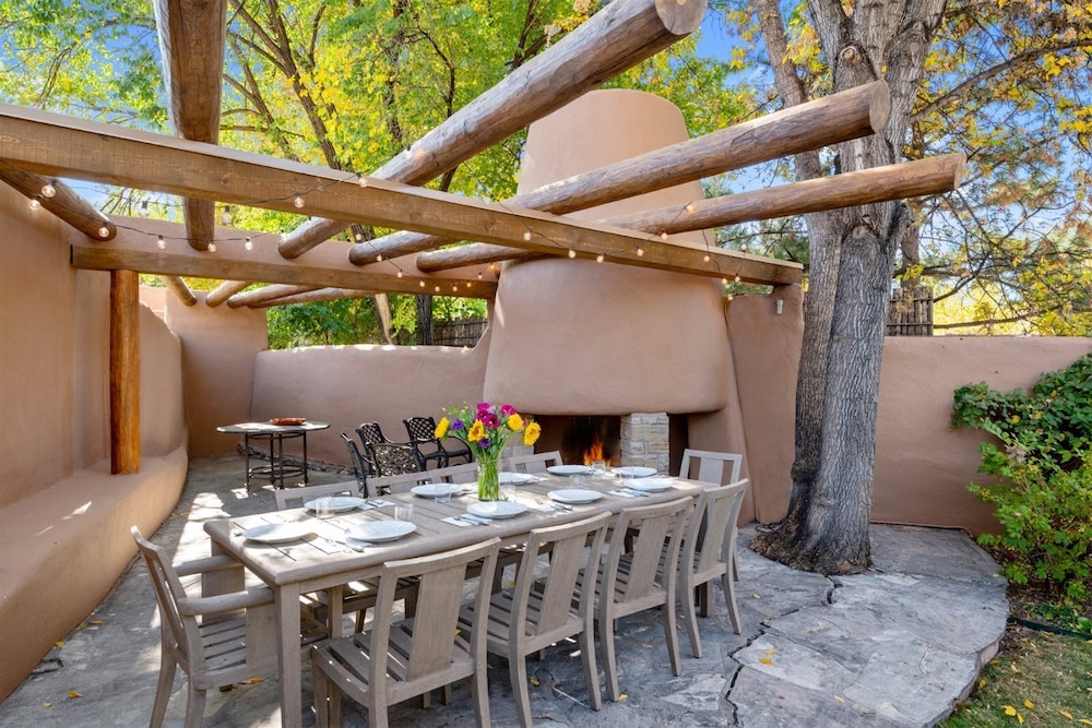 La Joya Spacious and Historic Downtown Jewel - photo 42