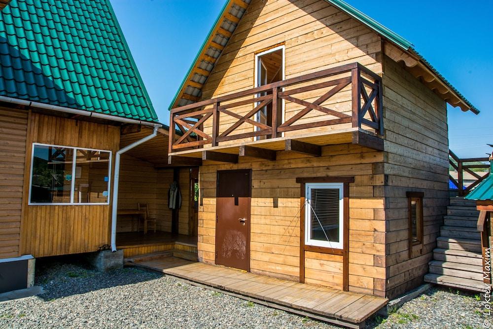 Kedrovy Dom Kochievskih — hotel in Gorno-Altaysk