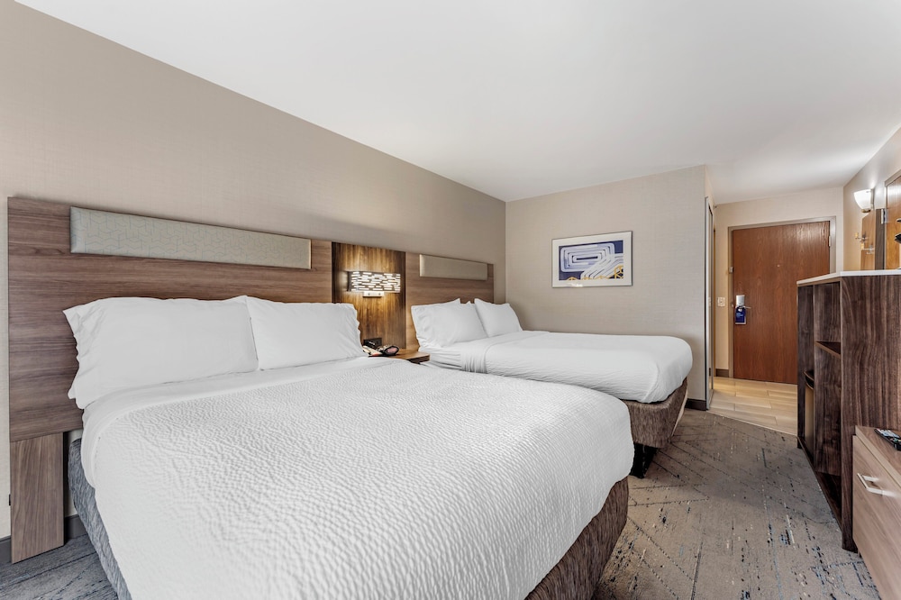 Holiday Inn Express Pittsburgh East Mall Area by IHG - photo 11