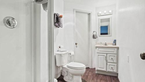 Mountain Home with Amazing Views and Hot Tub — 4-Star Luxury Hotel in Leadville, United States