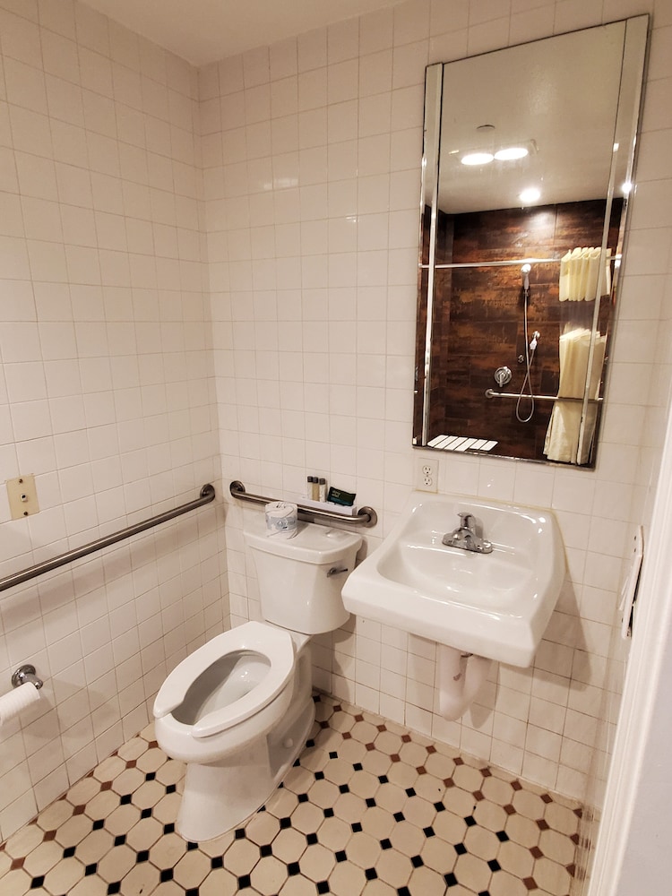 Colony Inn - photo 38
