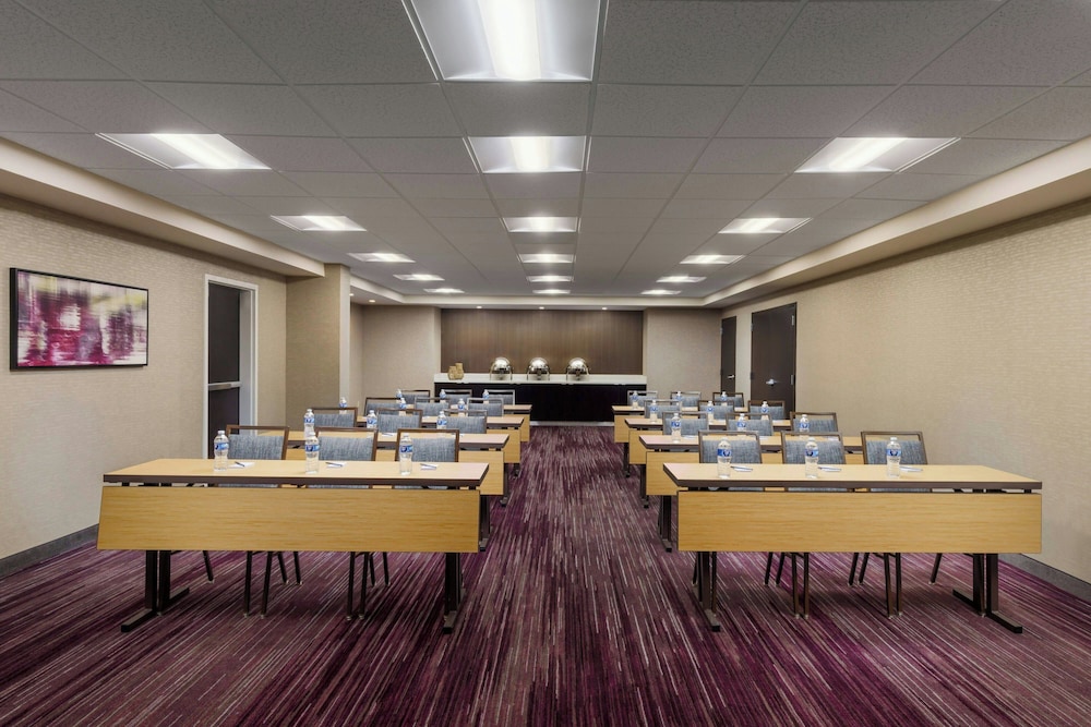 Courtyard by Marriott Salinas Monterey - photo 41