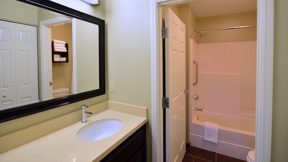 Staybridge Suites Cincinnati North by IHG - photo 56