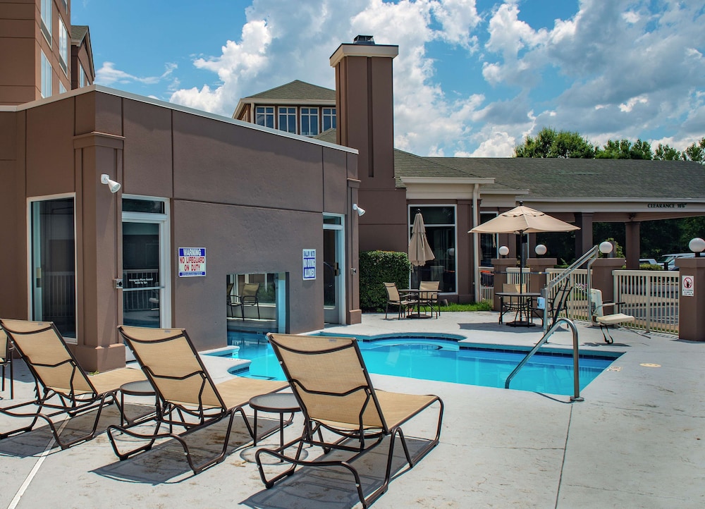 Hilton Garden Inn Charlotte Pineville - photo 25