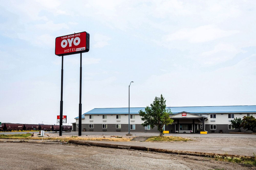 Oyo Hotel Shelby Mt Hwy 2 & I 15 - photo 26