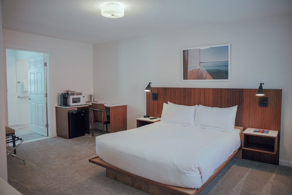 Skaneateles Boutique Hotel - photo 2