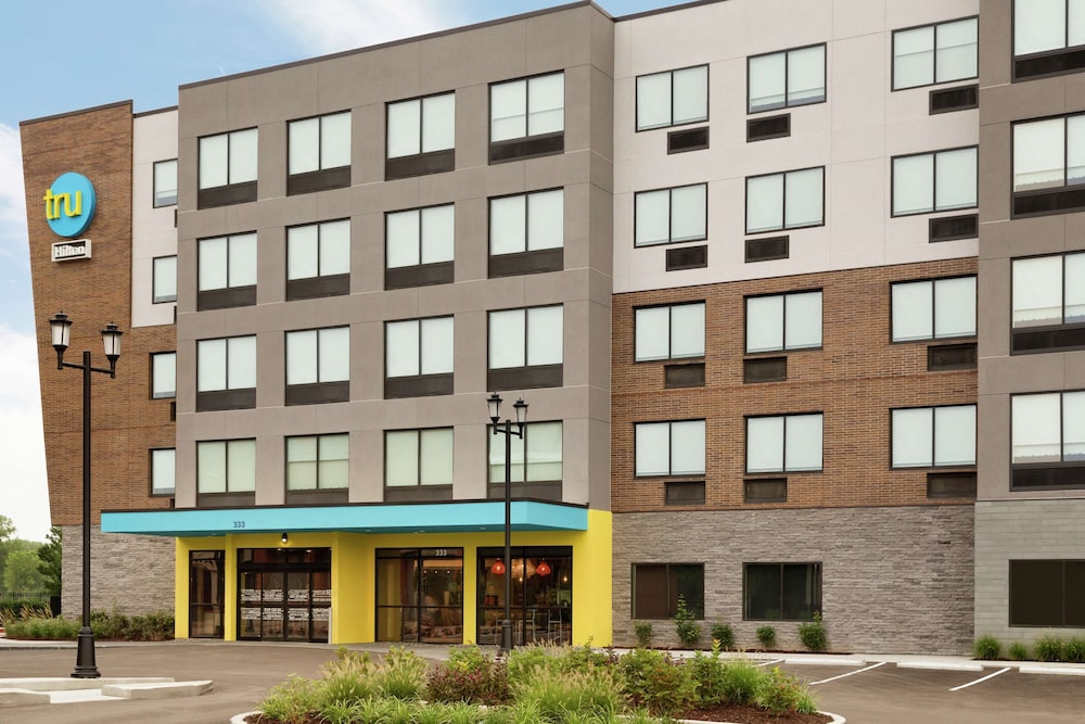 Tru by Hilton St. Charles St. Louis MO - photo 32
