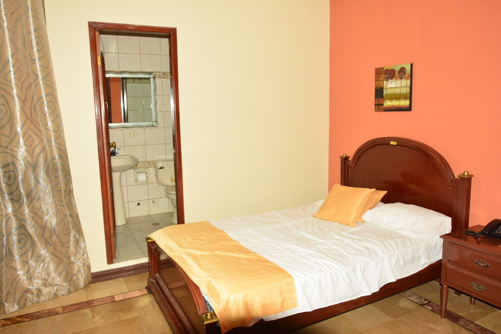 Hotel Suites Don Juan — 4-Star Luxury Hotel in Milagro, Ecuador
