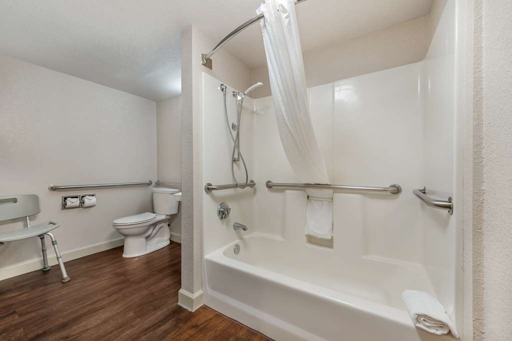 Best Western Plus Peak Vista Inn & Suites - photo 38