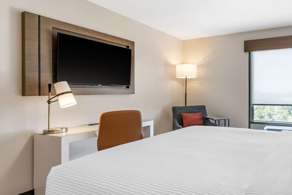Cambria Hotel Orlando Universal Blvd - photo 16