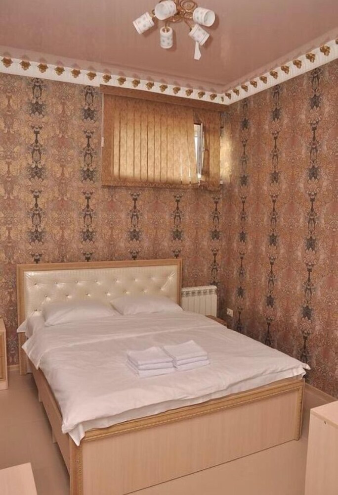 Na Volodarskogo Hotel in Yessentuki, Russia