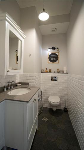 Superior 2BR Apartment In Vake By Wehost