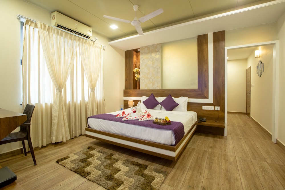 Hotel R K Renaissance — Belgaum