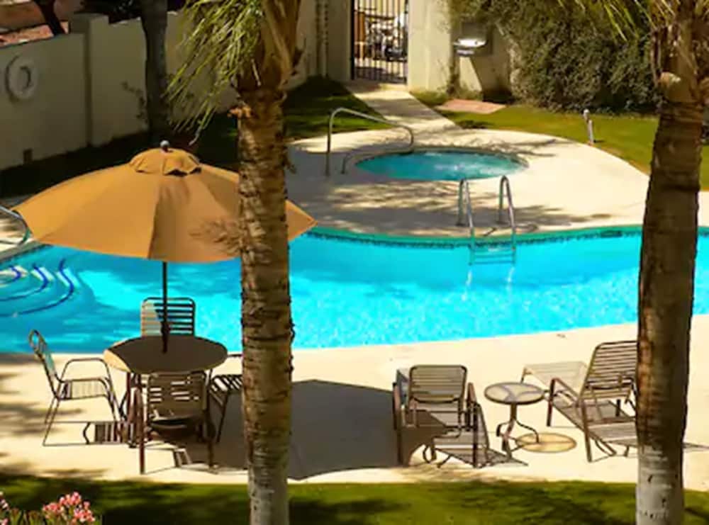 Hampton Inn Tucson Airport - photo 35
