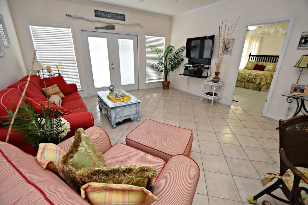 Spinnaker Pointe 1B by RedAwning - photo 15