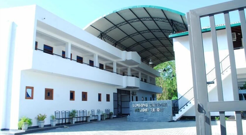 Sunsung Chiththa Holiday Resort in Kataragama, Sri Lanka