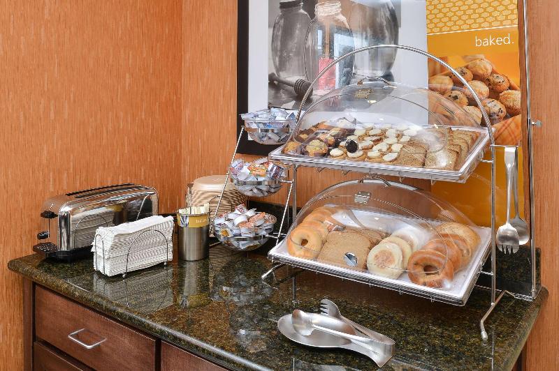 Hampton Inn Ottumwa - photo 99