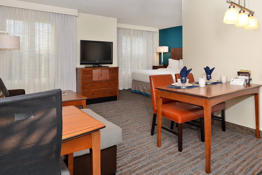 Residence Inn by Marriott Denver Airport at Gateway Park - photo 7