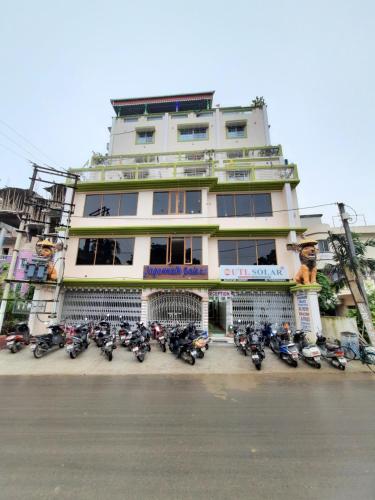 Jagannath Palace — hotel in Bandipura