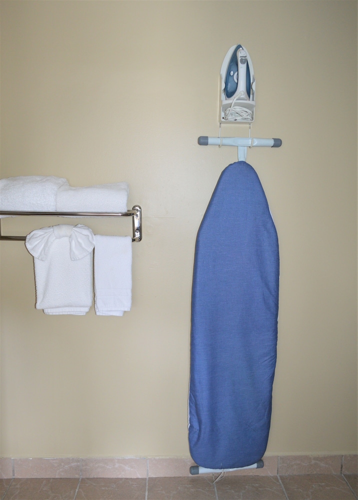 Travelodge by Wyndham Fort Bragg - photo 57