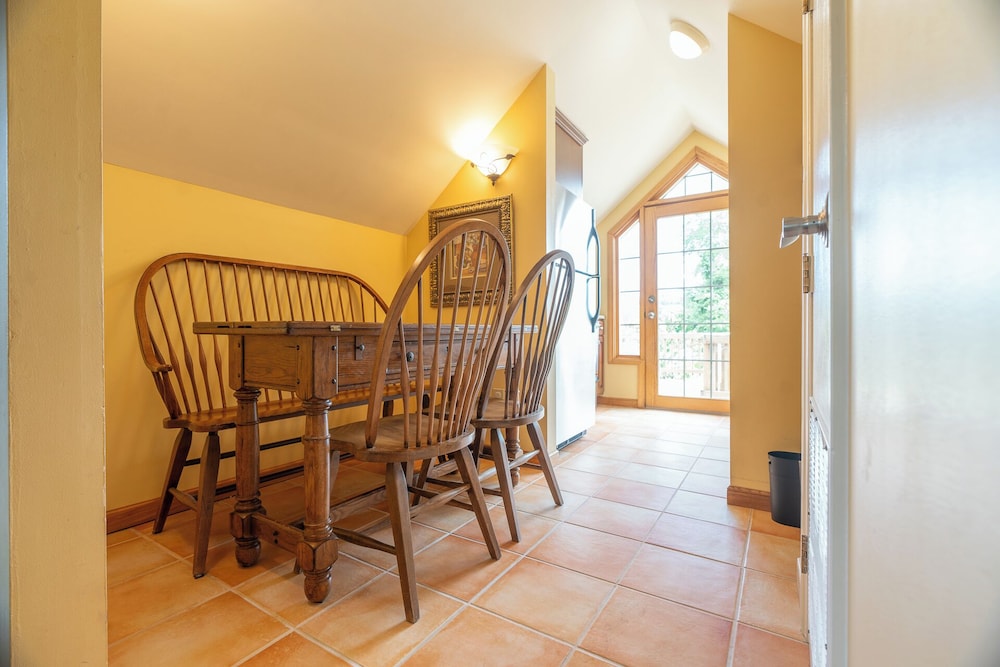 Ridgeway Inn - photo 35