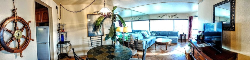 Landfall Towers 34 Minium 1 Bedroom Condo by RedAwning - photo 19