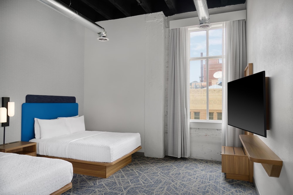 Hampton Inn by Hilton Lincoln Downtown - photo 19