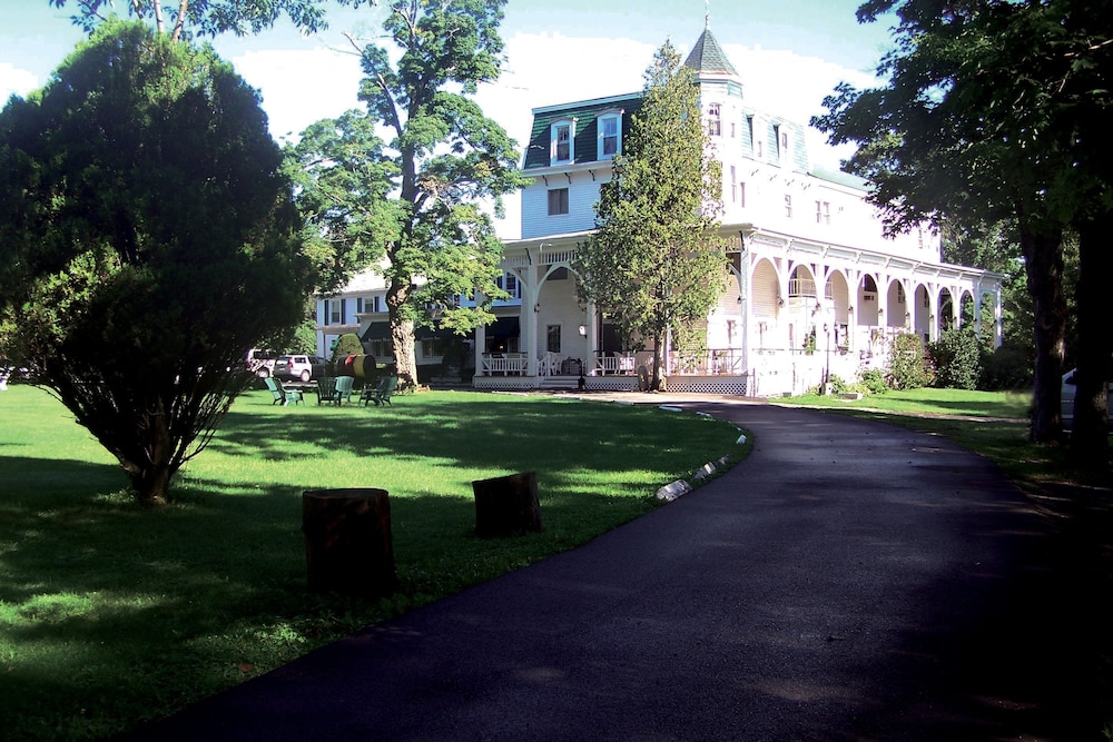 The Bavarian Manor Hotel - photo 24