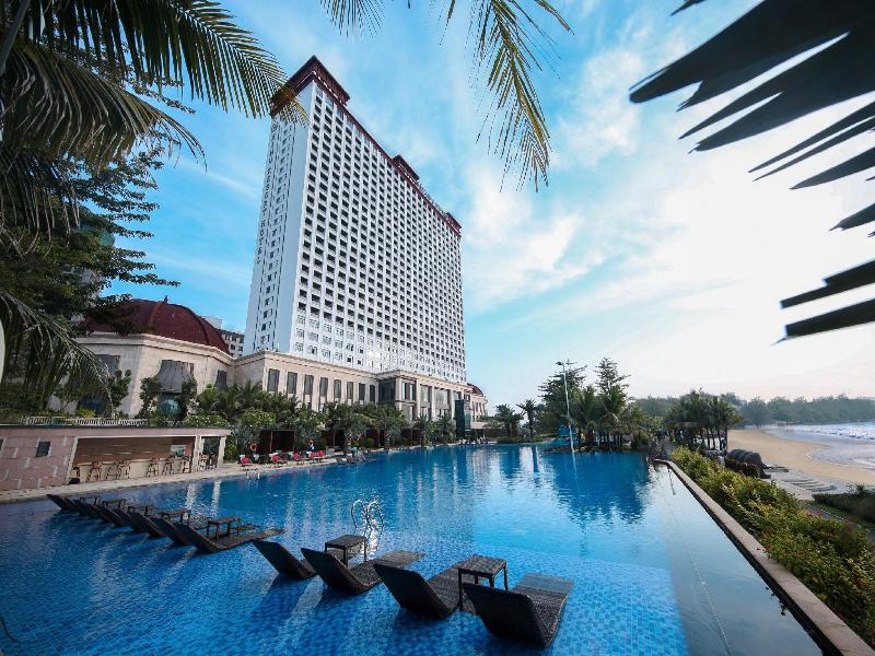 Xihu Resort Hotel — 5-Star Luxury Hotel in Sihanoukville, Cambodia
