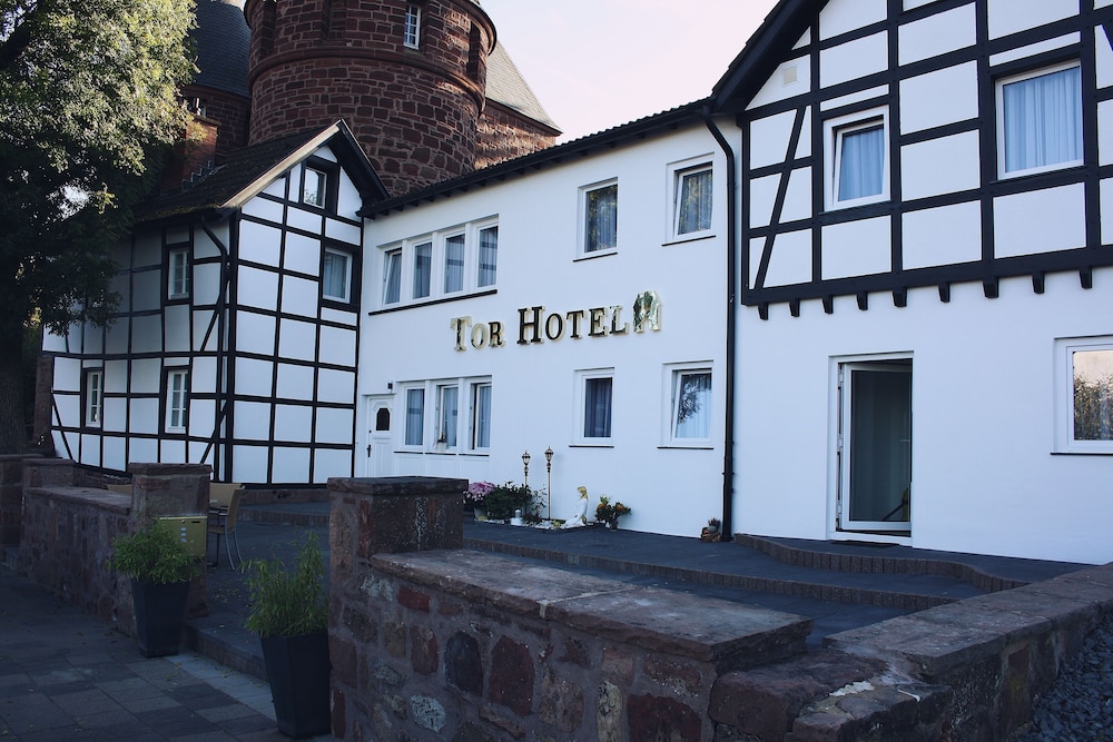 Tor Hotel - carbon neutral hotel in Nideggen