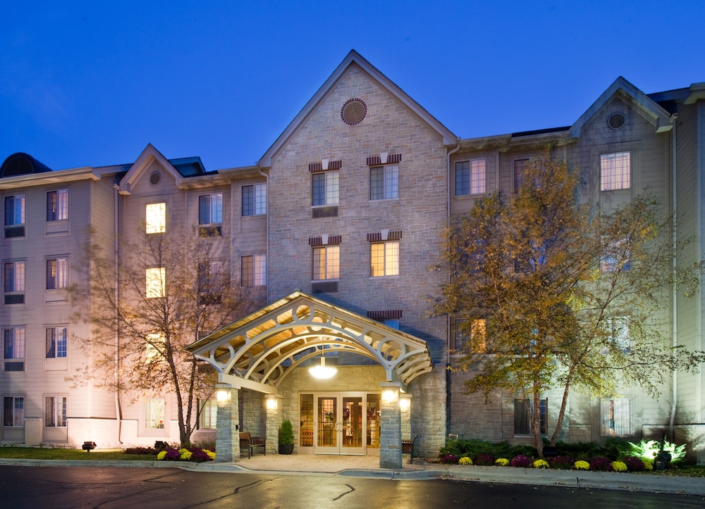 Staybridge Suites Chicago Oakbrook Terrace an IHG Hotel - featured photo