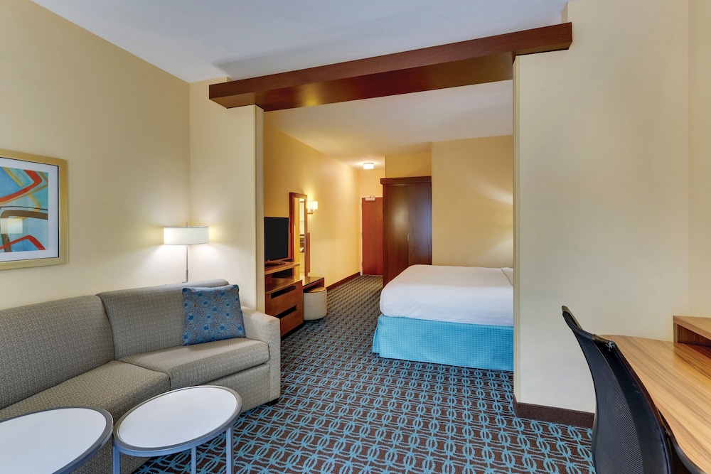 Fairfield Inn & Suites Dunn I 95 - photo 14