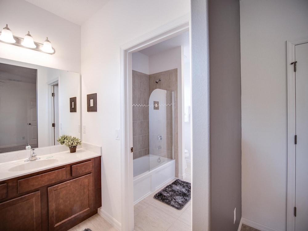Blissful Retreat 6 Bedrooms - photo 34