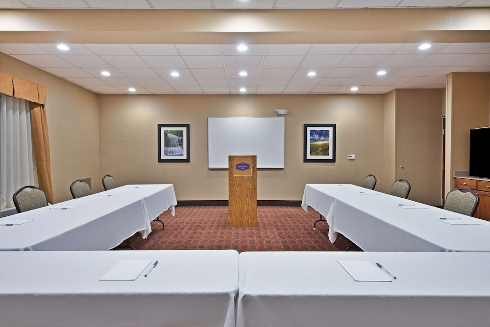 Hampton Inn Winfield teays Valley - photo 29