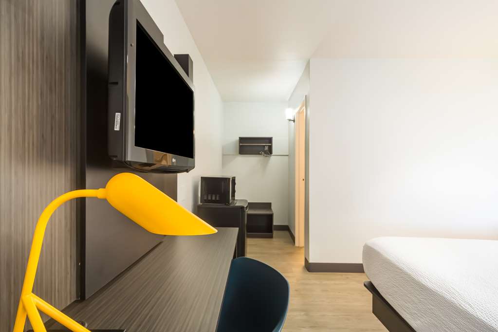 Motel 6 Del Rio Tx - photo 13