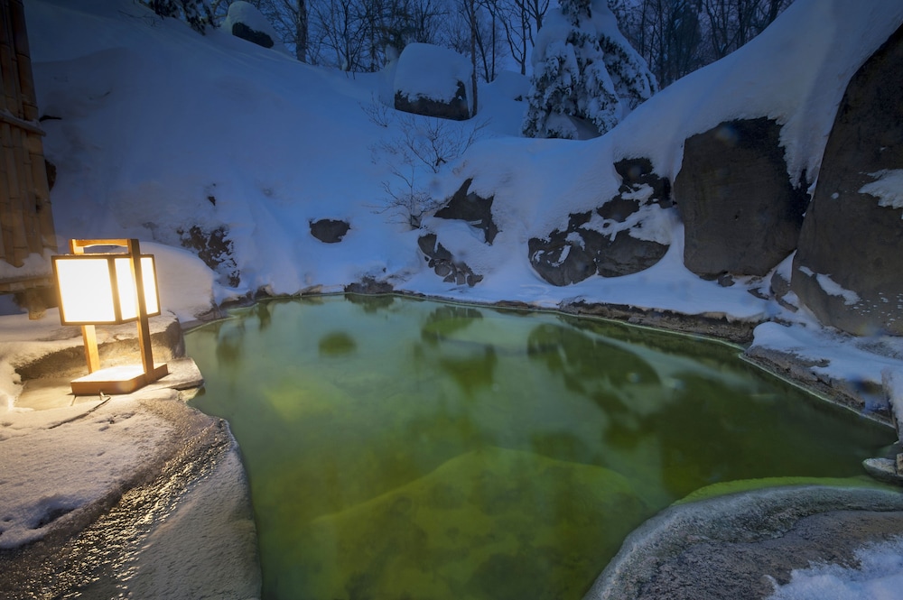 Kumanoyu Hotel in Nagano, Japan