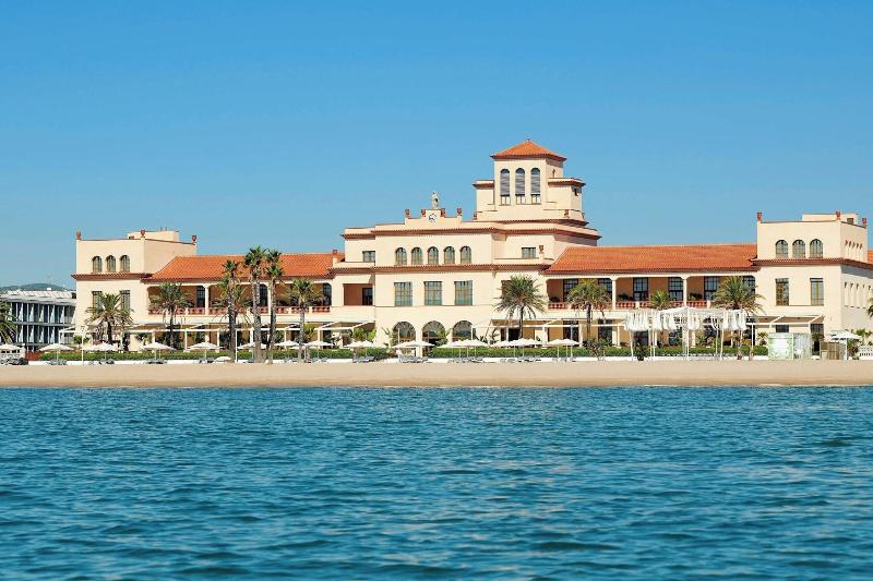 Le Meridien Ra Beach Hotel & Spa - carbon neutral hotel in El Vendrell