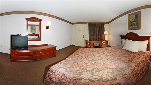 America's Best Inn Siler City - photo 5