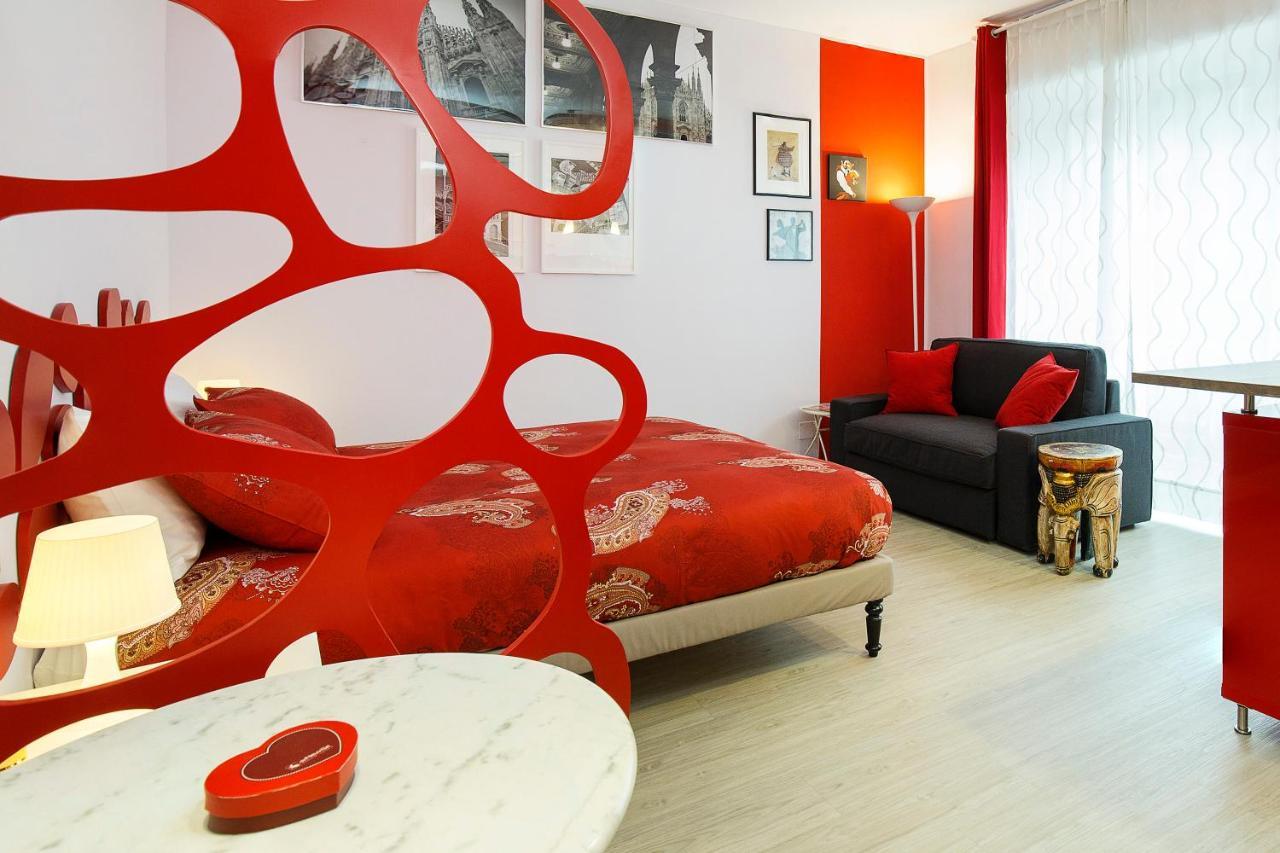 Appartamento Rosso a Milano Vicino Allo Ieo — 4-Star Luxury Hotel in Milan, Italy