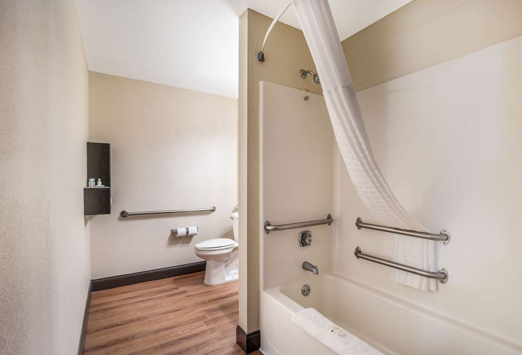 Quality Inn & Suites Augusta Fort Gordon Area - photo 18