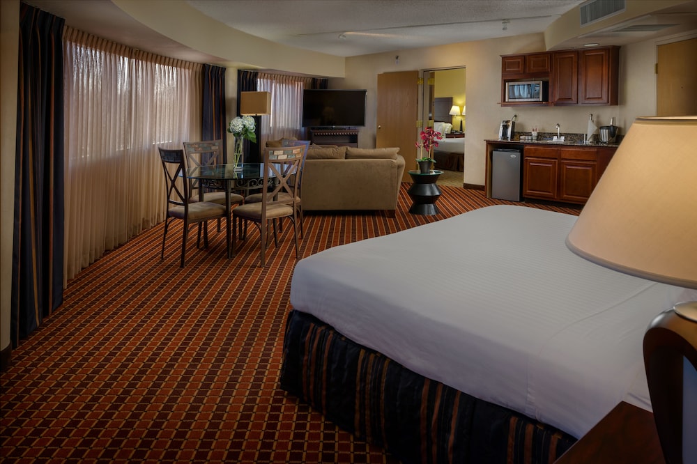 Holiday Inn Express Scottsdale North by IHG - photo 7