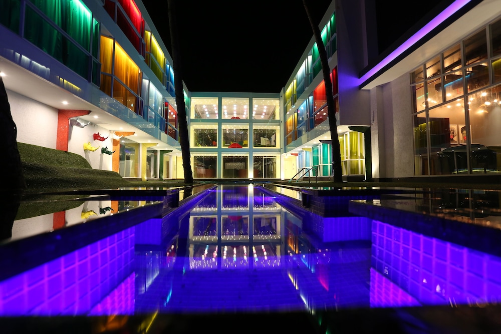 I love Bell Bottoms in Vagator, India