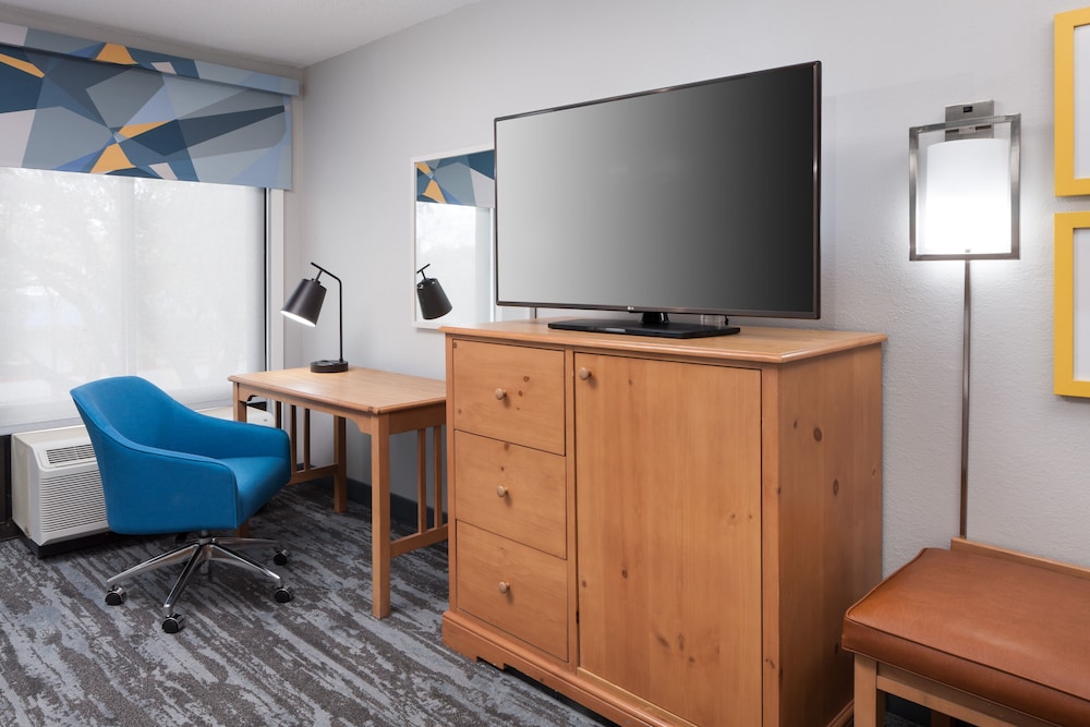 Hampton Inn Austin NW near The Domain - photo 11